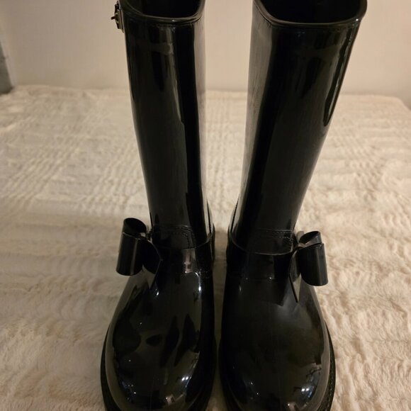 Boots - Picture 1 of 6